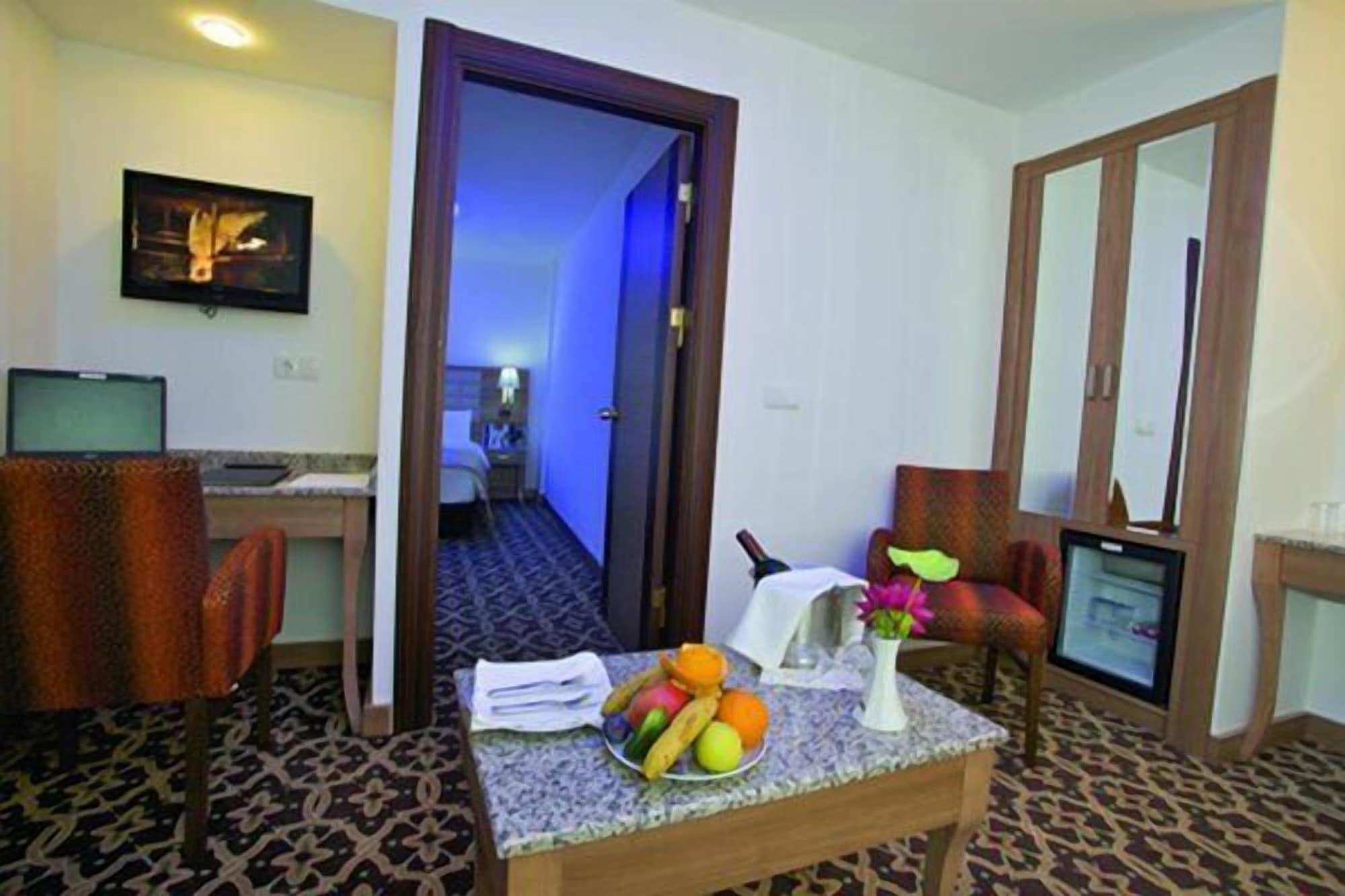 The City Hotel Provincia di Provincia di Istanbul Esterno foto