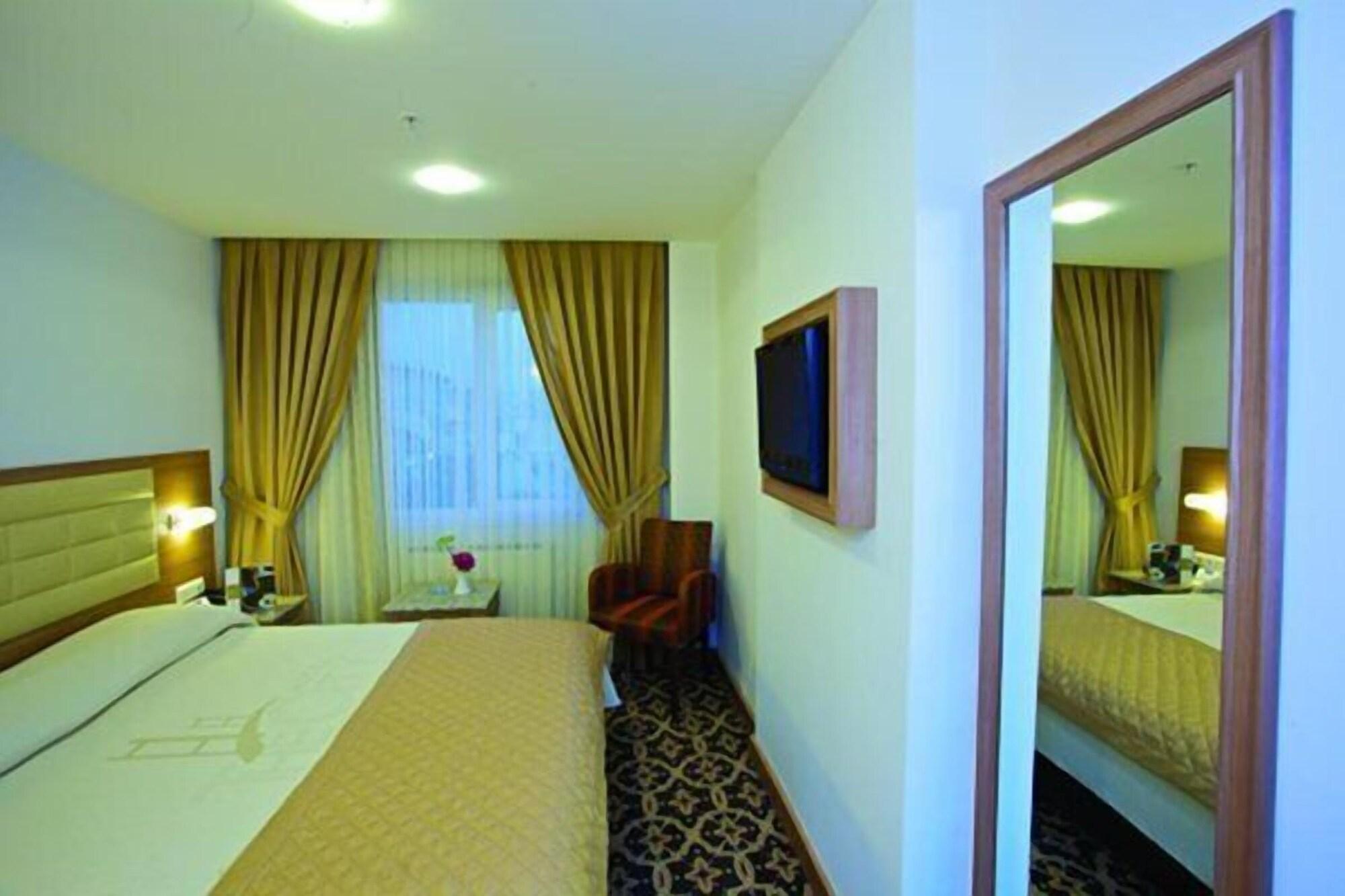 The City Hotel Provincia di Provincia di Istanbul Esterno foto