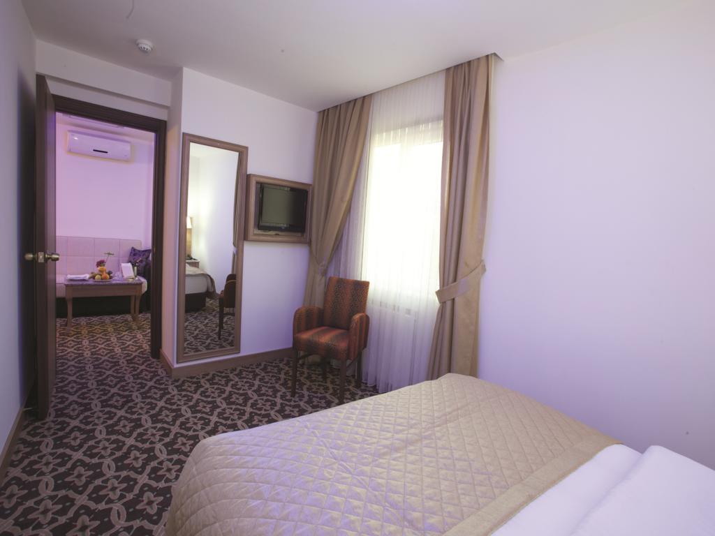 The City Hotel Provincia di Provincia di Istanbul Esterno foto